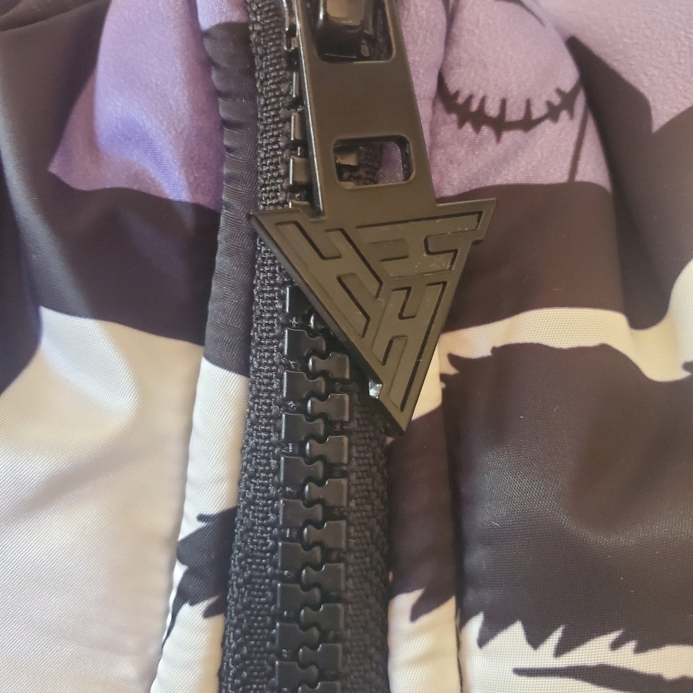 Hypland HunterxHunter Phantom Troupe Puffer Jacket - Picture 6 of 8